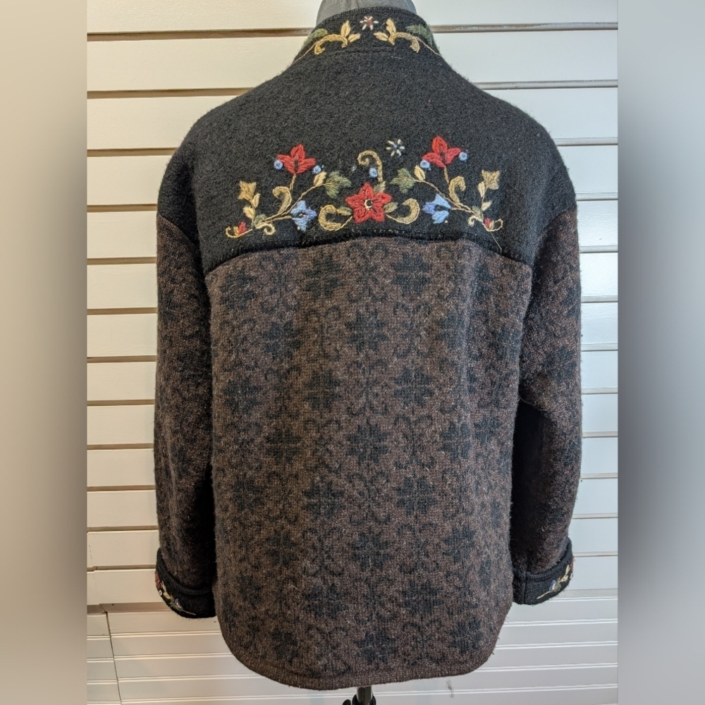 Icelandic Design | Wool Zip Front Lined Cardigan w/ Embroidered Yoke Size XL EUC - Picture 5 of 10